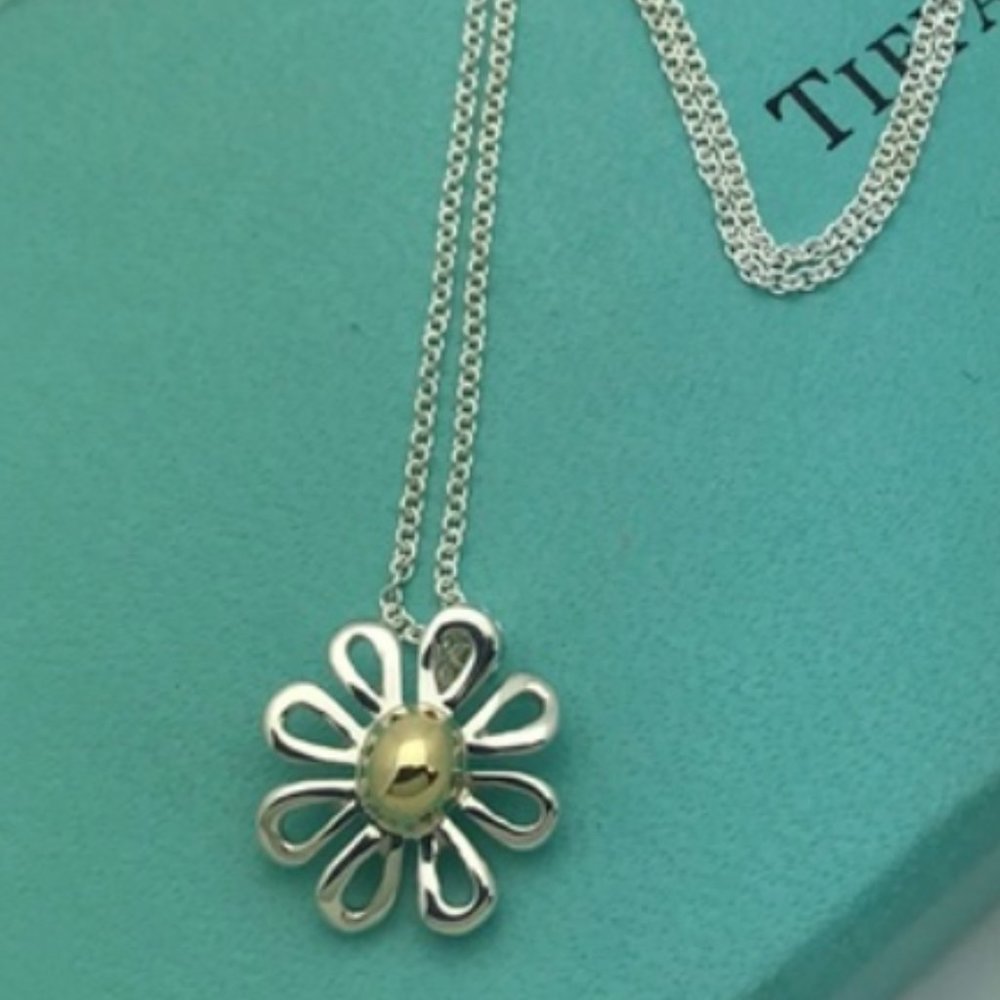 Tiffany & Co Paloma Picasso Daisy Necklace